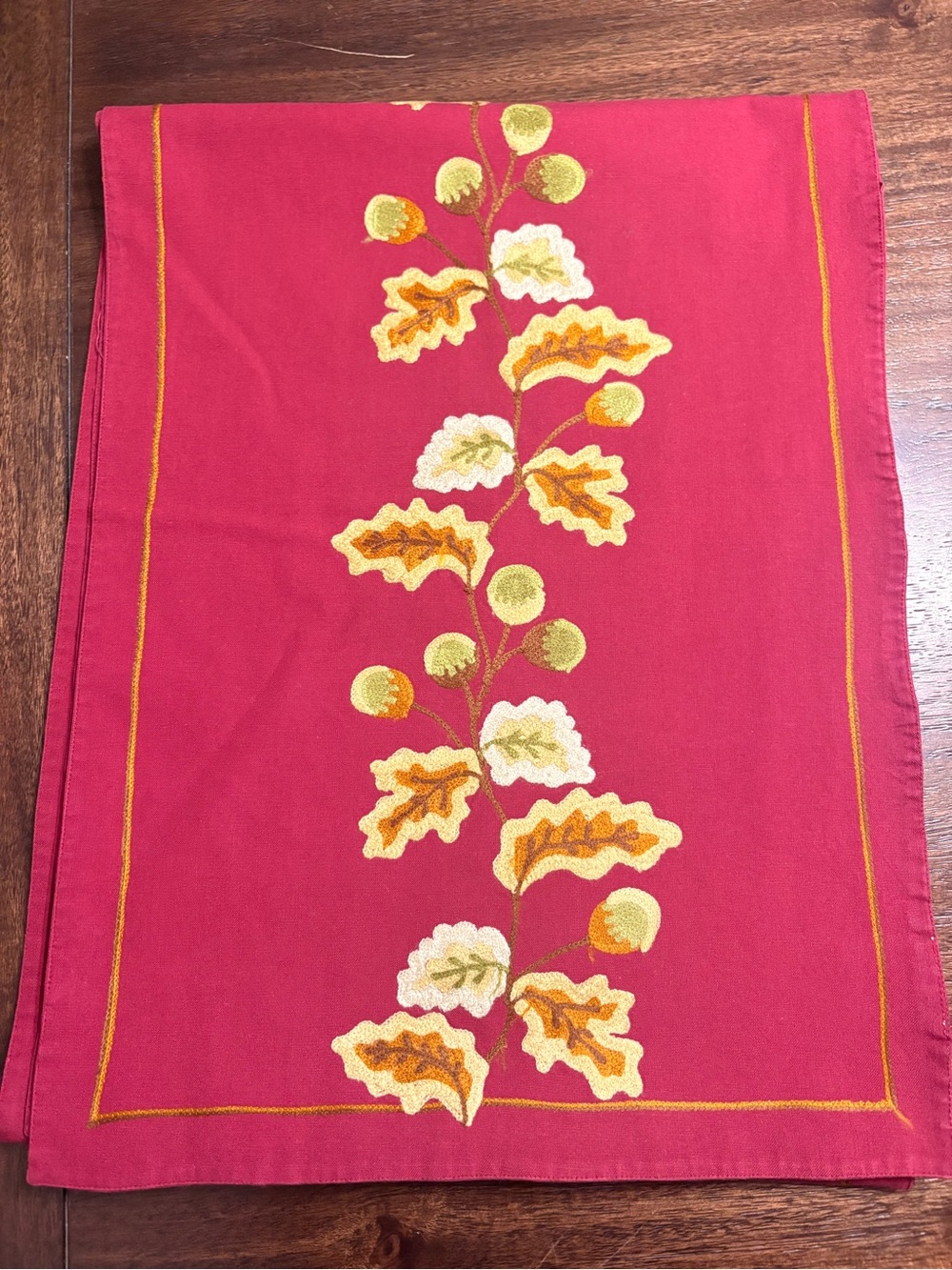 Williams Sonoma Embroidered Fall Vine Table Runner - Red